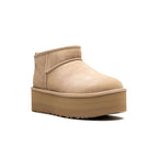 Ugg Classic Ultra Mini Platform Beige – מגפי האג - SNOWKICK’S